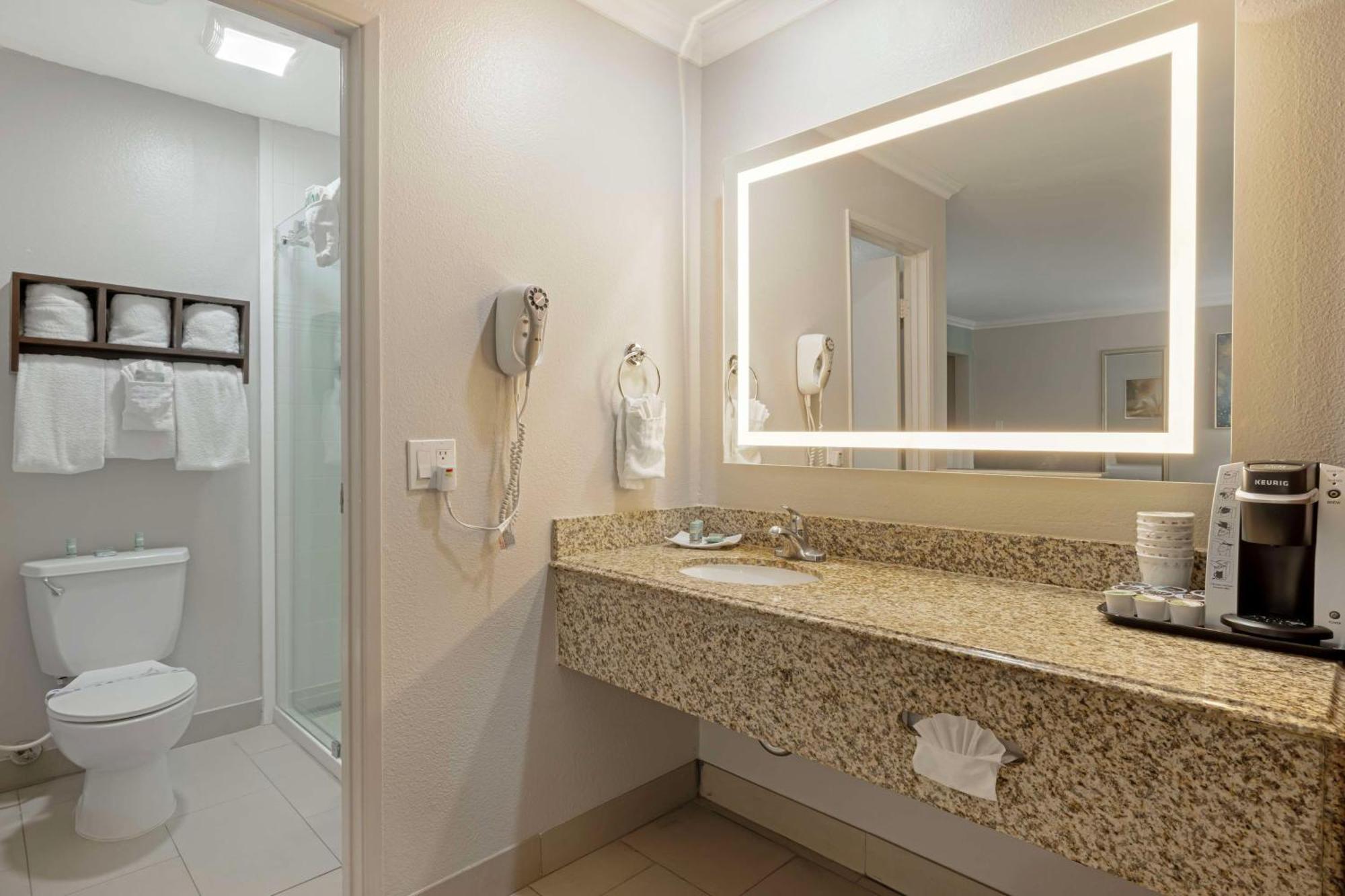 Best Western Courtesy Inn Hotel - Anaheim Resort At The Park Eksteriør bilde